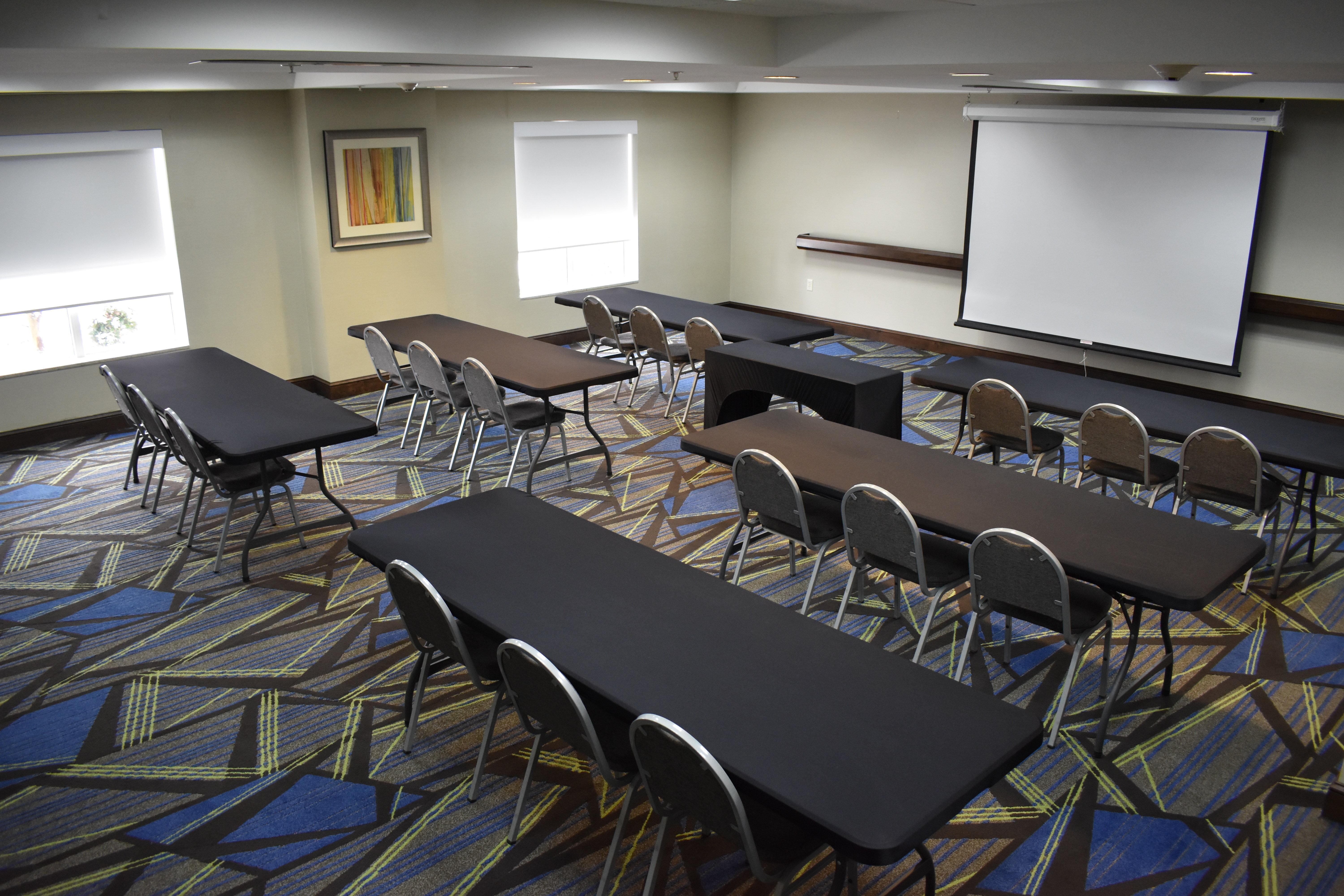 Holiday Inn Express & Suites Caryville By Ihg Exterior foto